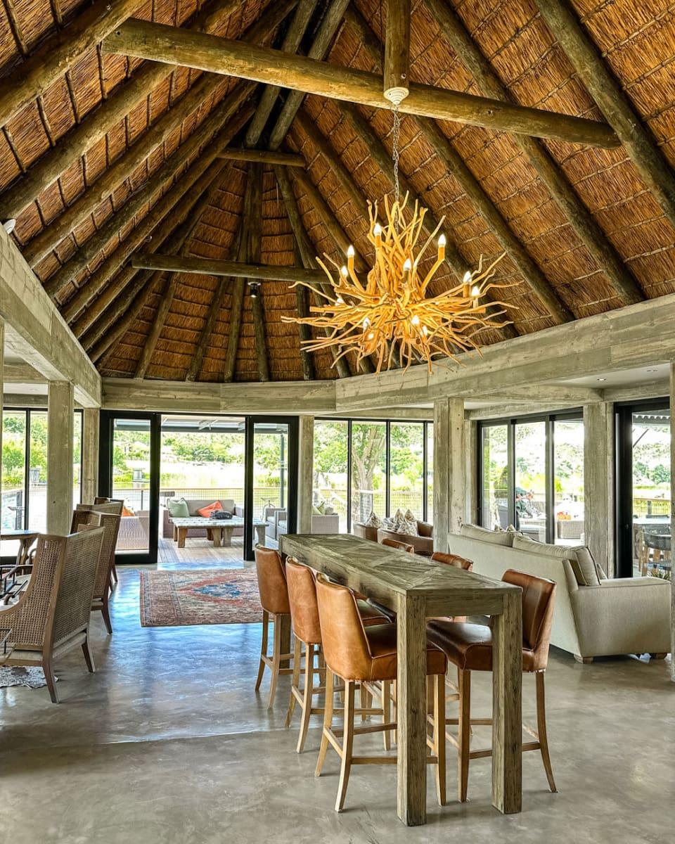 Safari along the Garden Route: Which Game Lodge is Worth It?