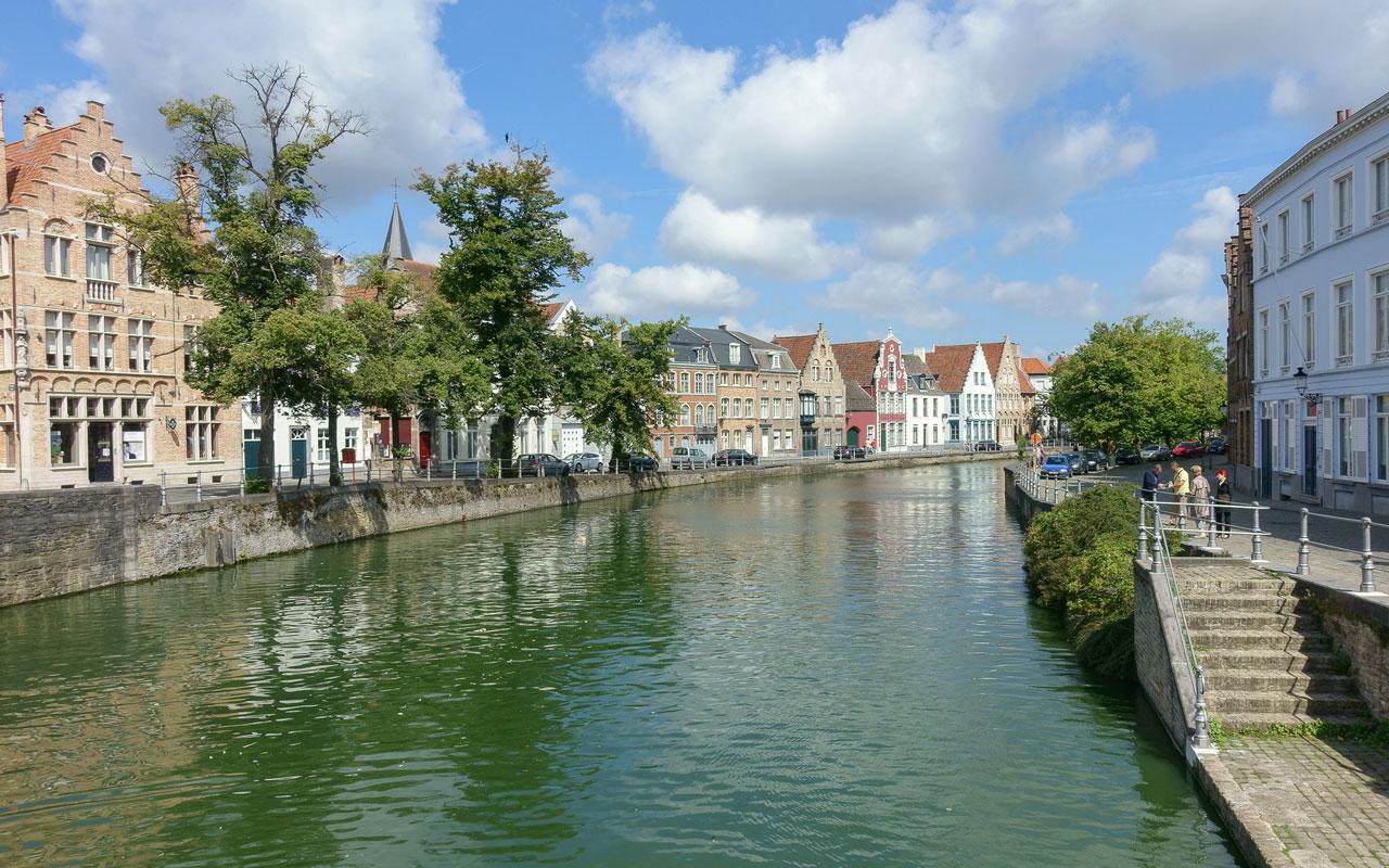 brugge-tips-kanaal-in-brugge-bezienswaardigheden