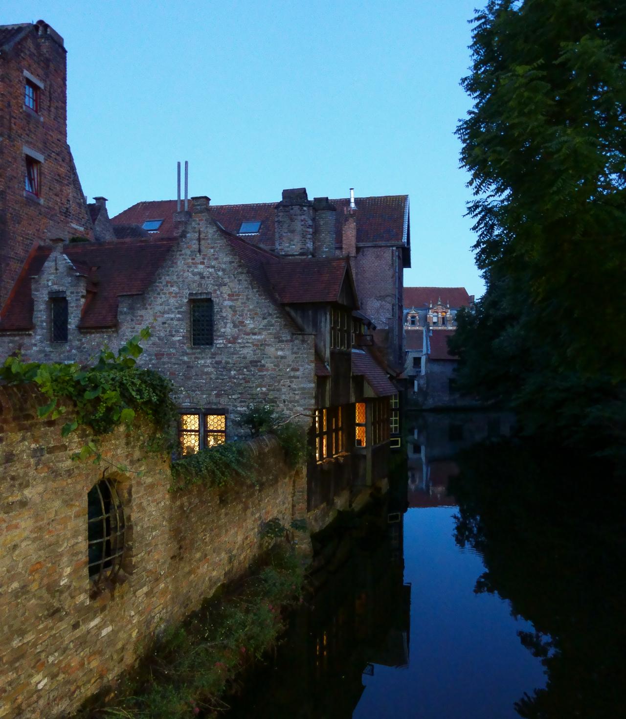 brugge-tips-bezienswaardigheden-'s-nachts