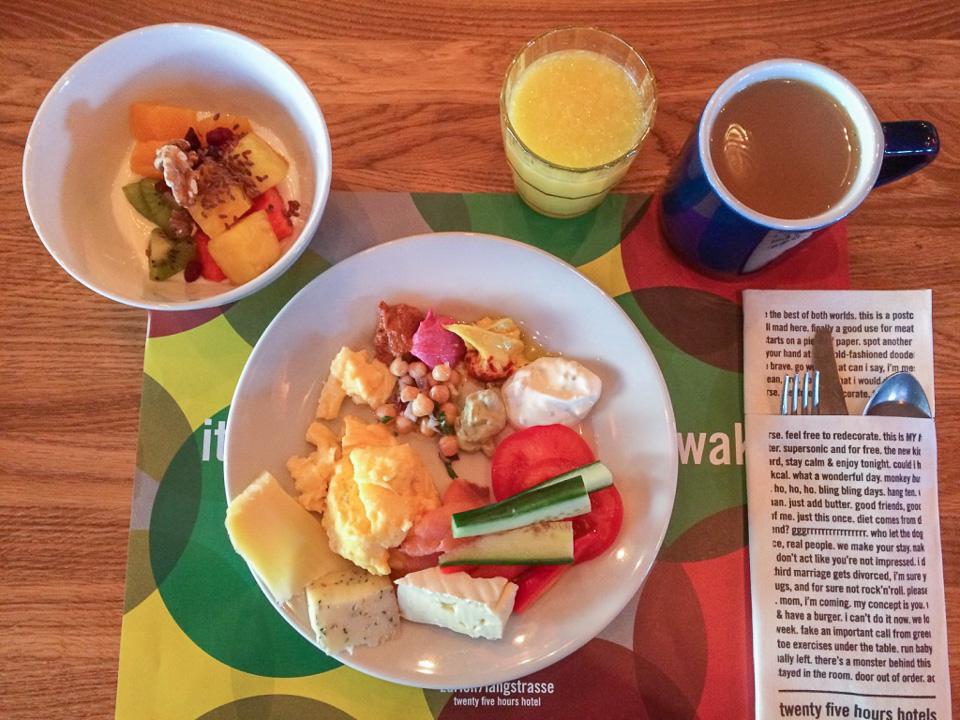 Petit déjeuner à l'hôtel 25h à Zurich