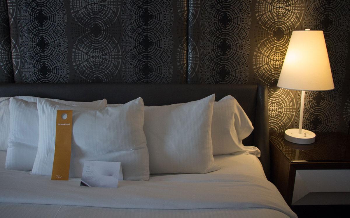 calgary-stay-hotel-arts