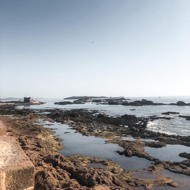 Promenade sur les murailles de la ville à Essaouira