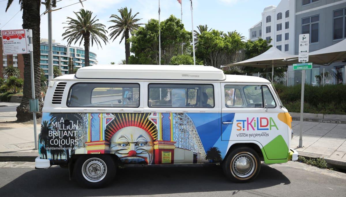 Bulli aan het strand in St. Kilda