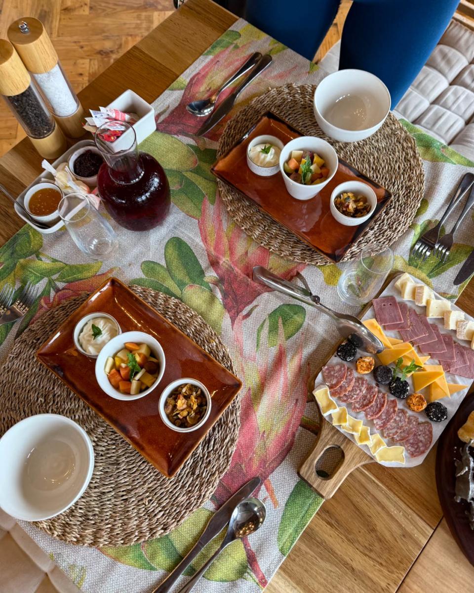 Petit-déjeuner au Mont Eco