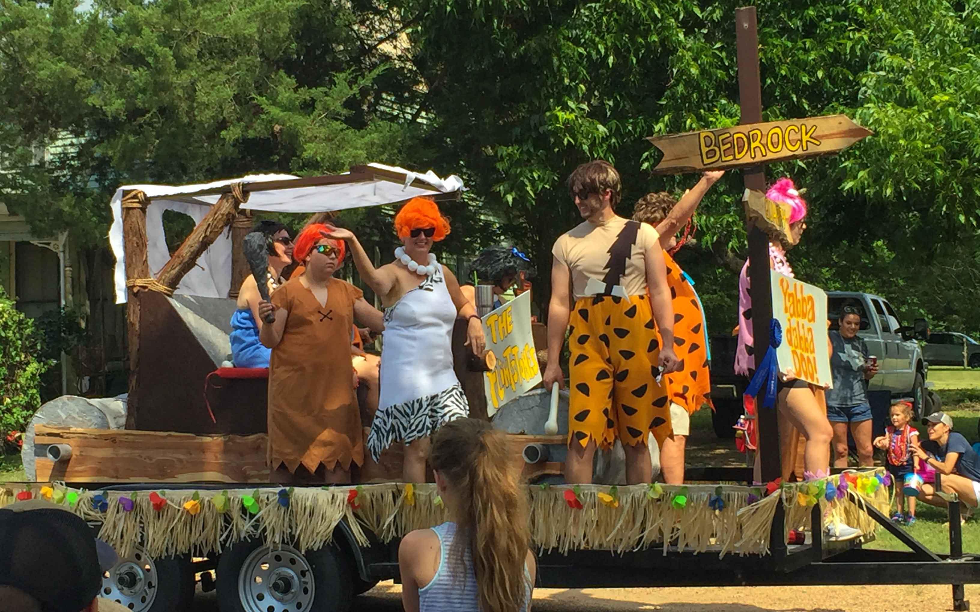 Austin Texas Tips 4th July Round Top - Parade