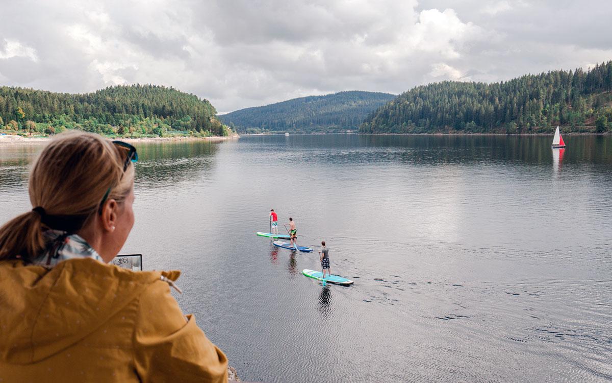 SUP and sailing on Lake Schluchsee.