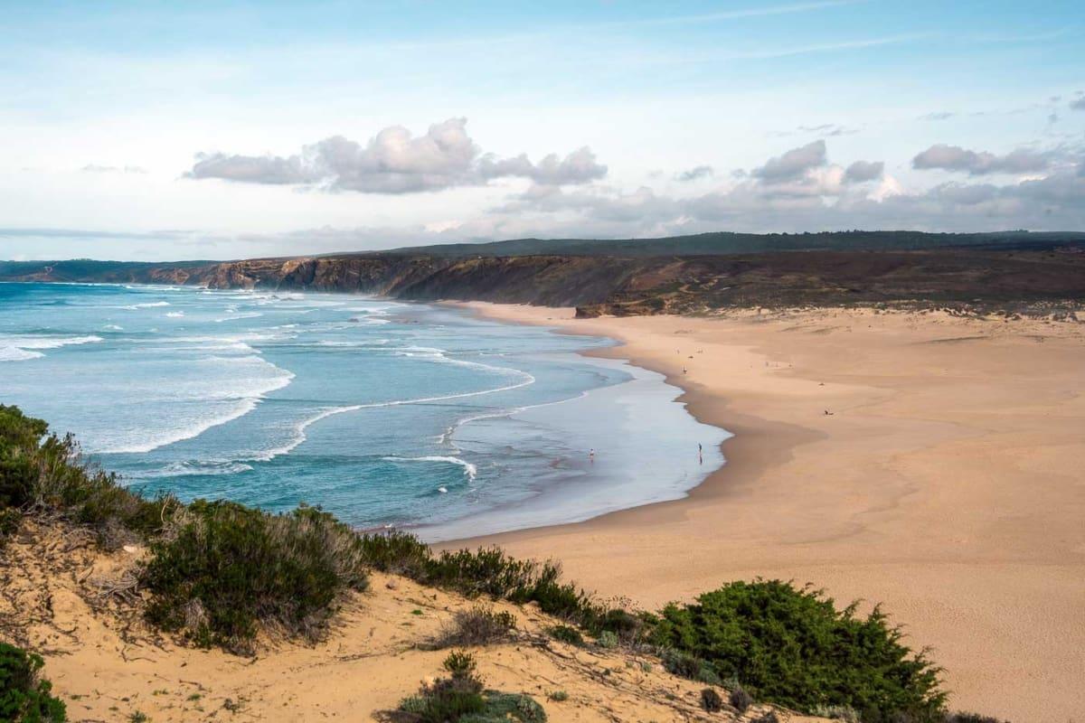 Plages de l'Algarve en janvier désertes