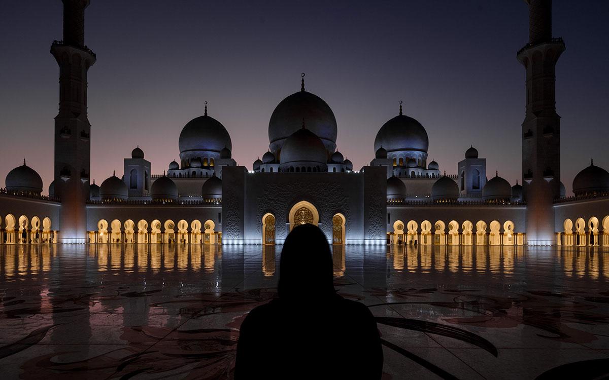 Abu Dhabi Sheikh Zayed Mosque la nuit