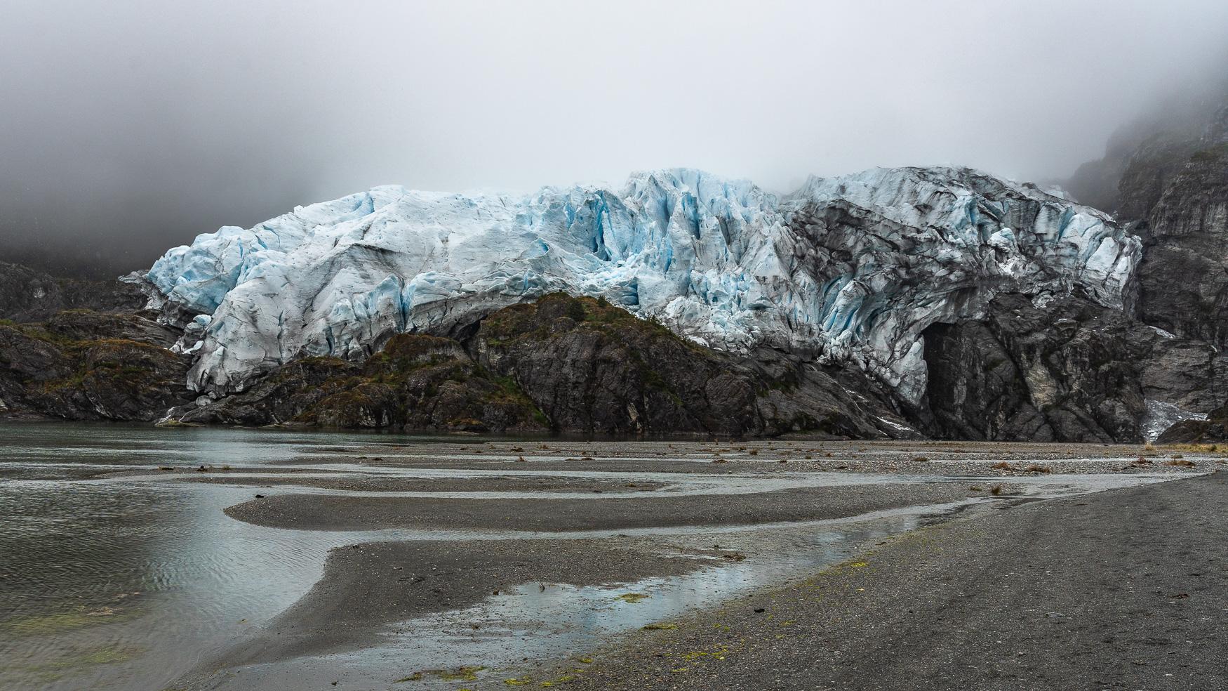 aguila-glacier-chile-patagonia