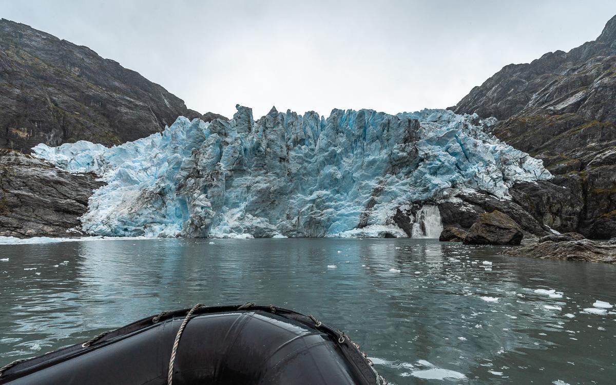 Cóndor Glacier with Zodiac