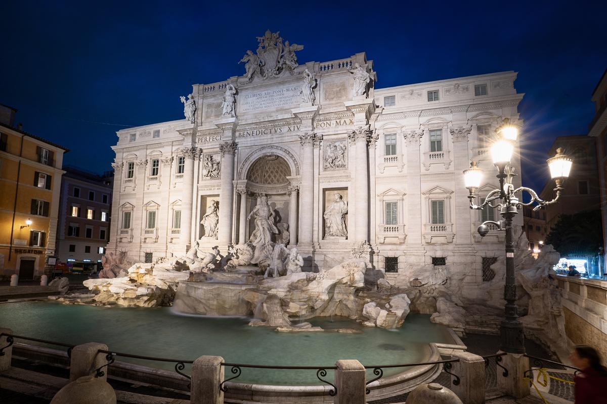 Trevi Fountain in Rome at night