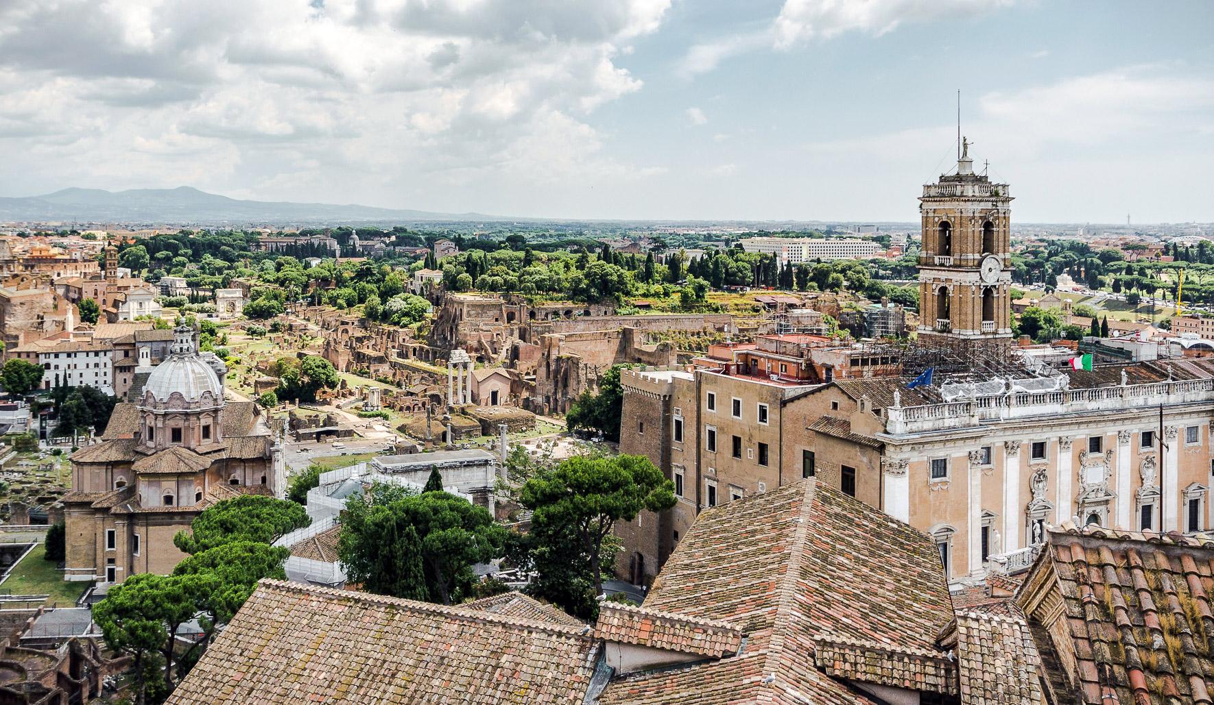 Vittoriano rooftop terrace in Rome