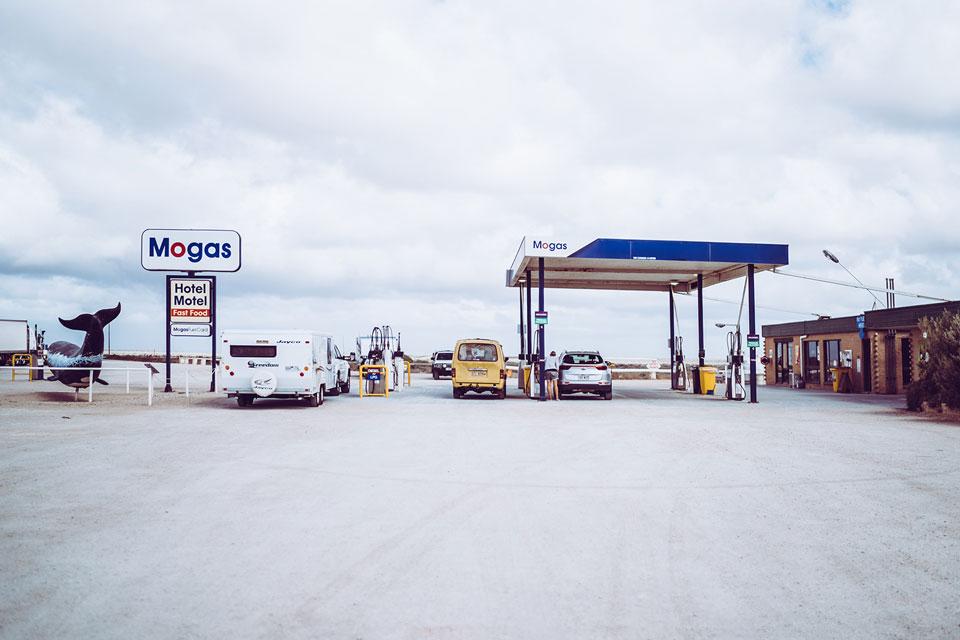 Gas station in Australia | Roadhouse