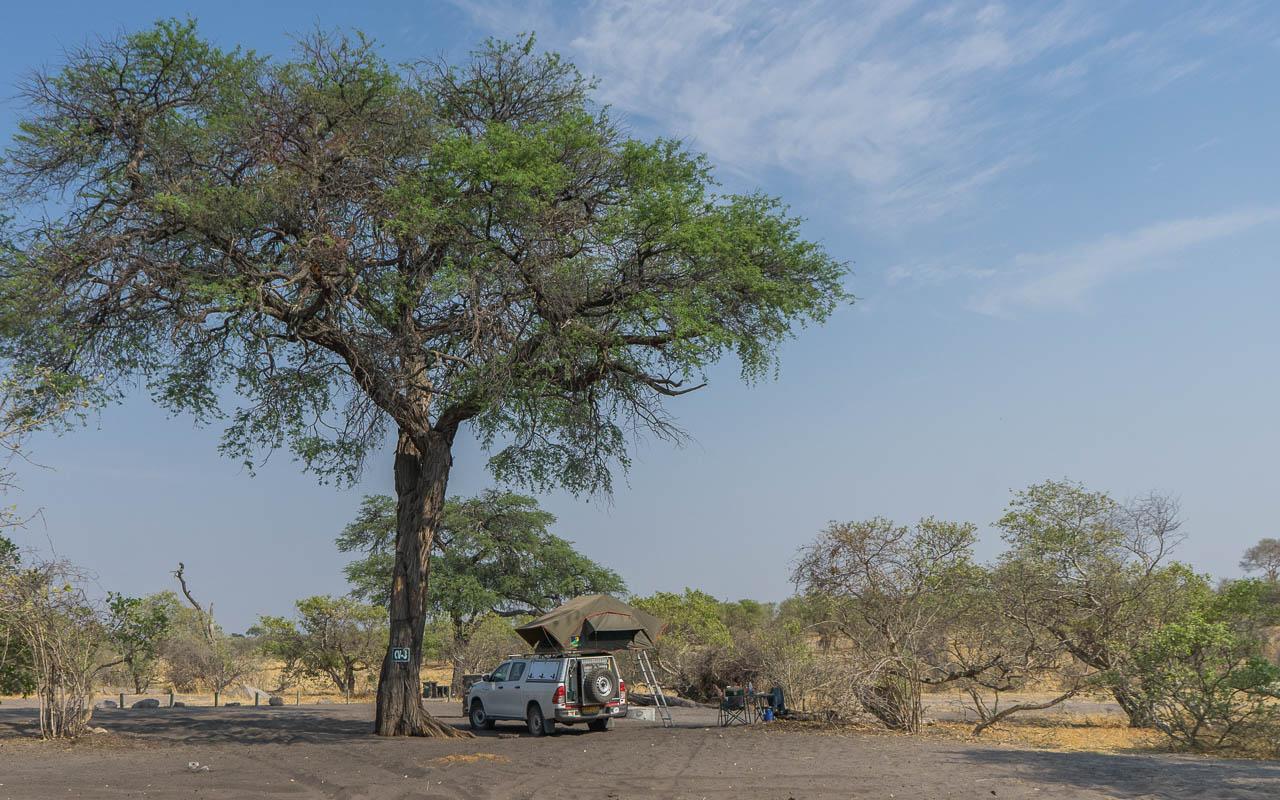 Botswana travel tips for self-drivers 4x4 with rooftop tent