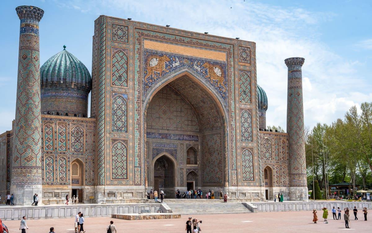 Sher-Dor-Madrasa Registan Square Samarkand, Uzbekistan