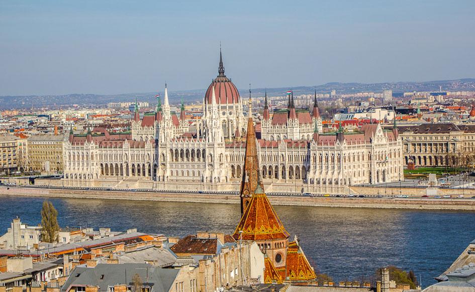 budapestonbike_parlament