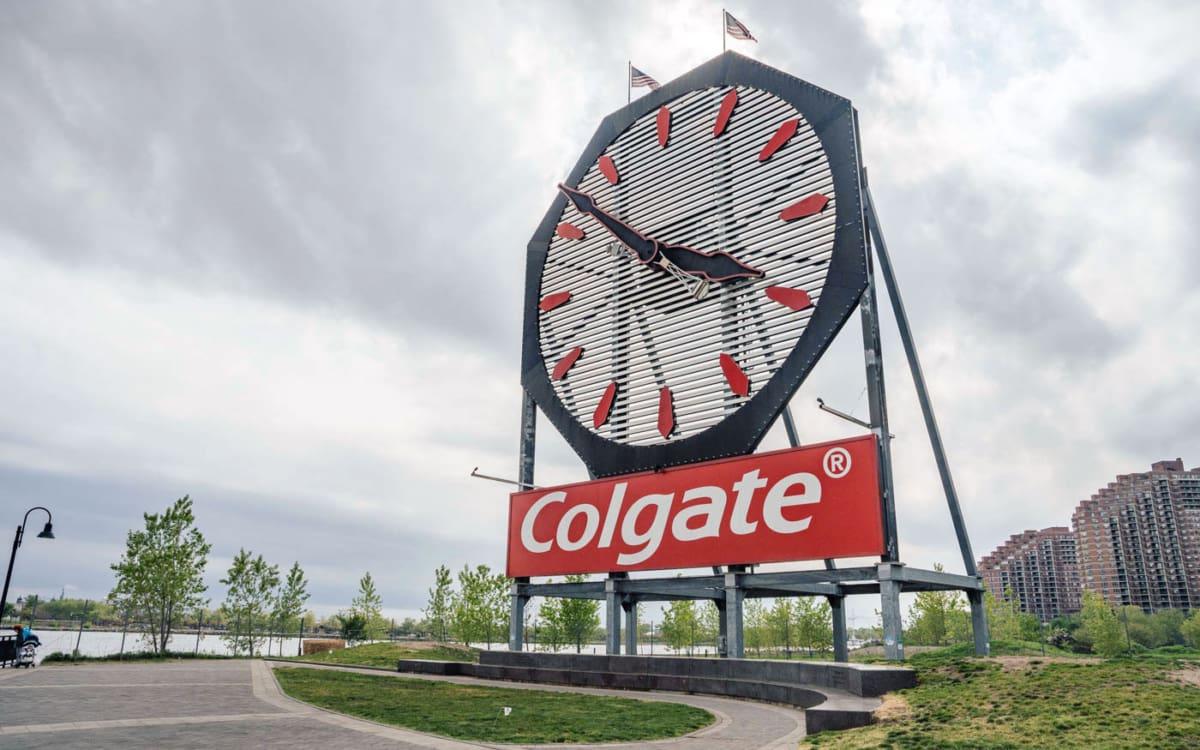 L'horloge Colgate est le symbole non officiel de Jersey City.