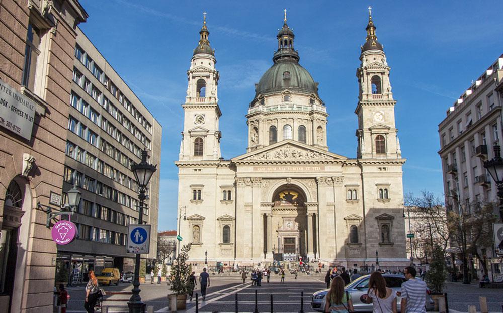 Budapest attractions tips St. Stephen's Basilica