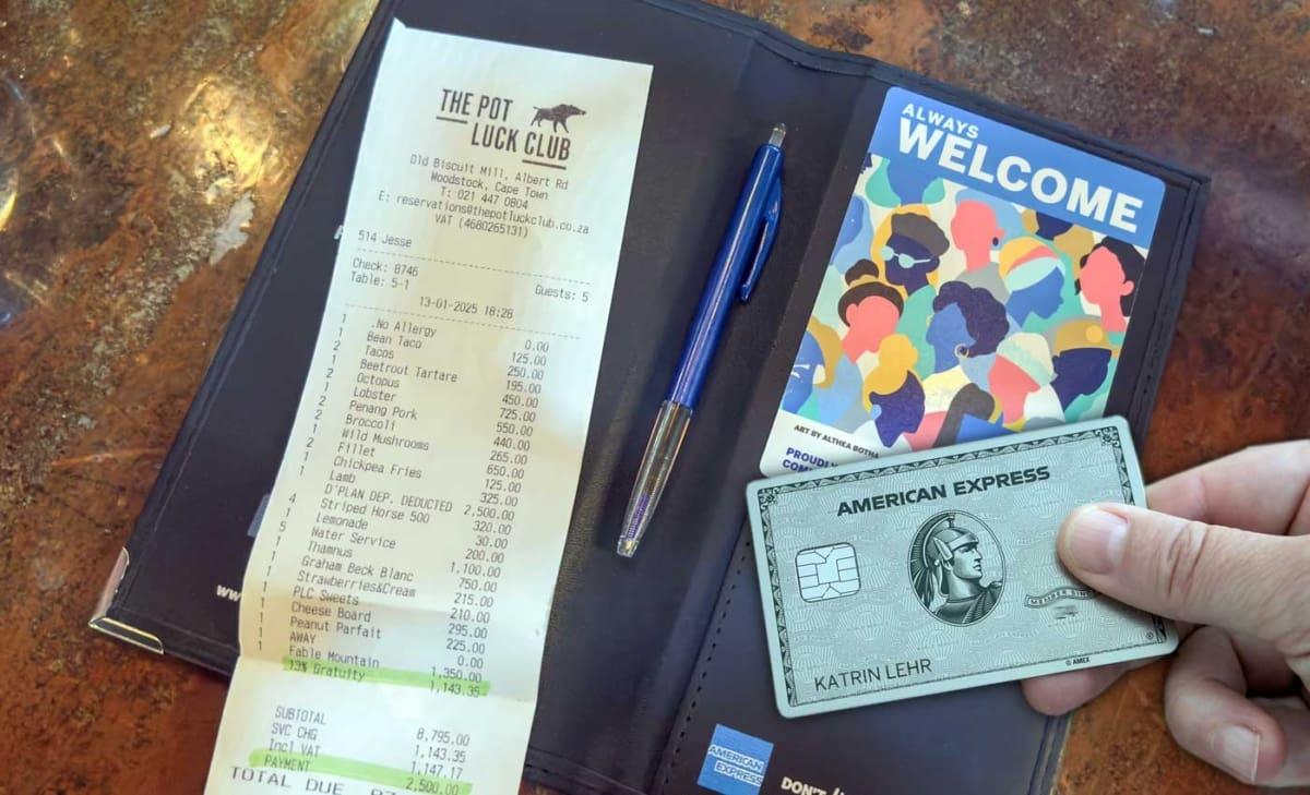 Paying for meals in restaurants abroad with Amex - high fees