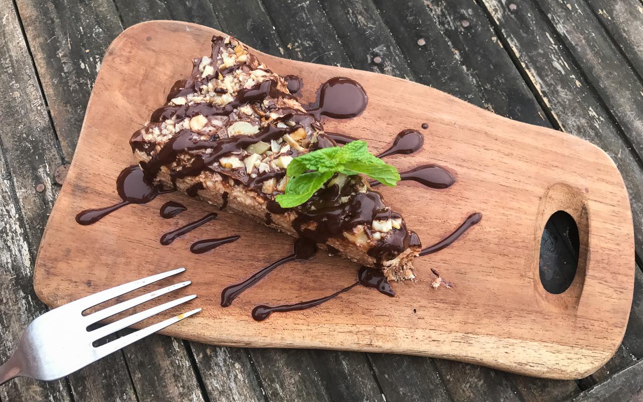 gâteau cru chez Mowi's (Gili Air)