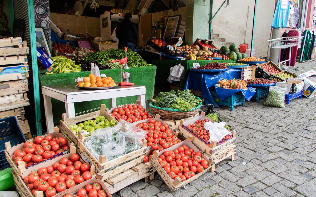 bursa-city-wall-vegetable-stand