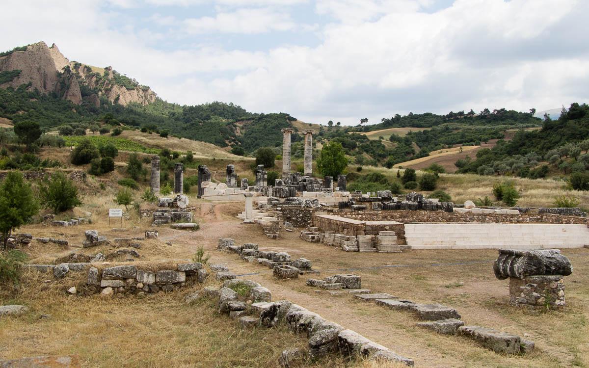 sardes-artemis-temple-area