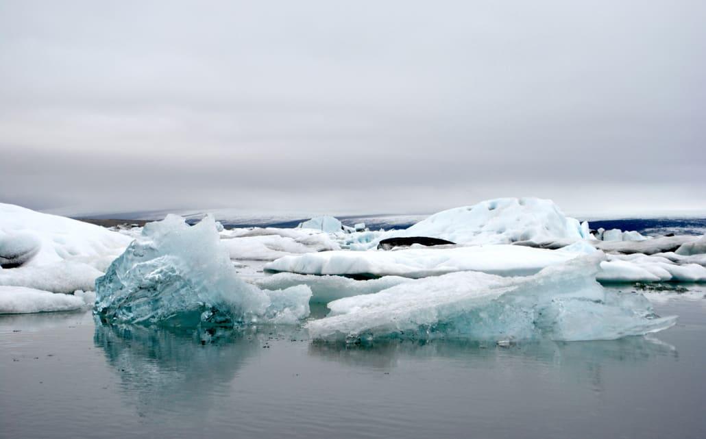 Icebergs in Jökulsárlón
