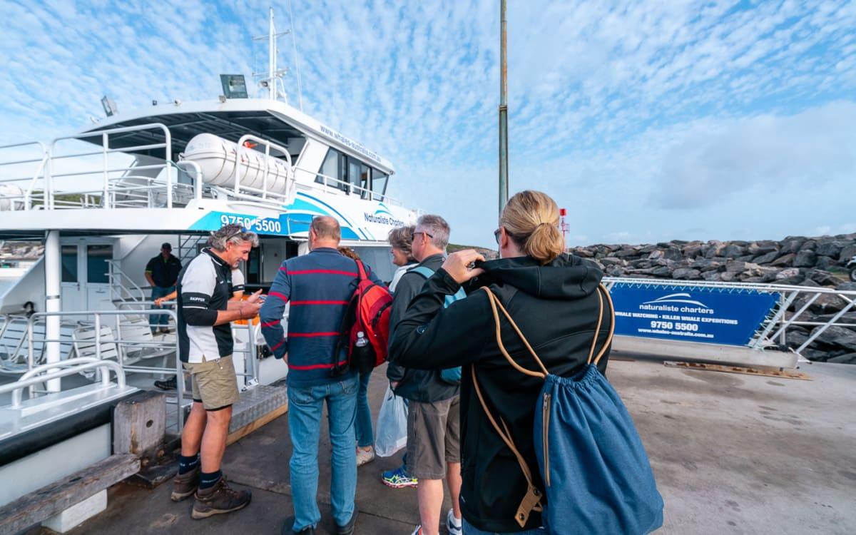 Tour to Orcas in Bremer Bay with Naturaliste Charters