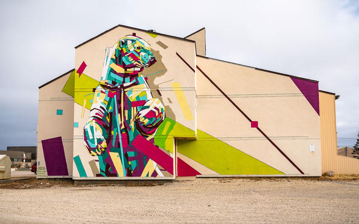 Ours polaire mural à Churchill