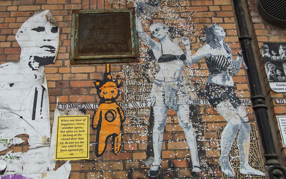 SOBR straatkunst It's time to Dance Berlijn