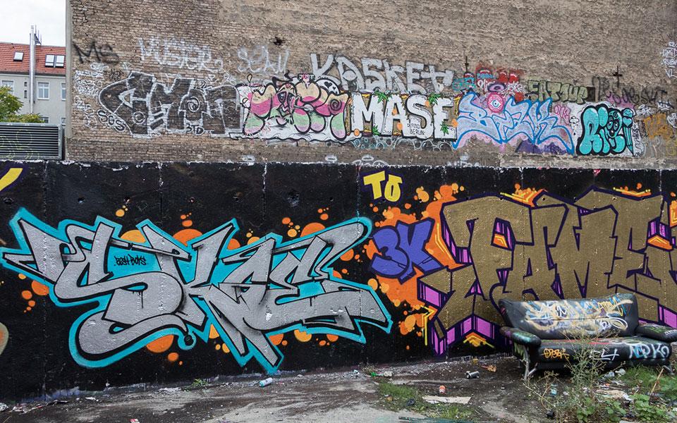 Verschillende graffiti in Prenzlauer Berg, Berlijn