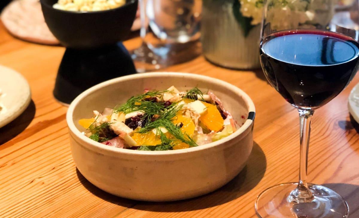 deer + almond Winnipeg repas