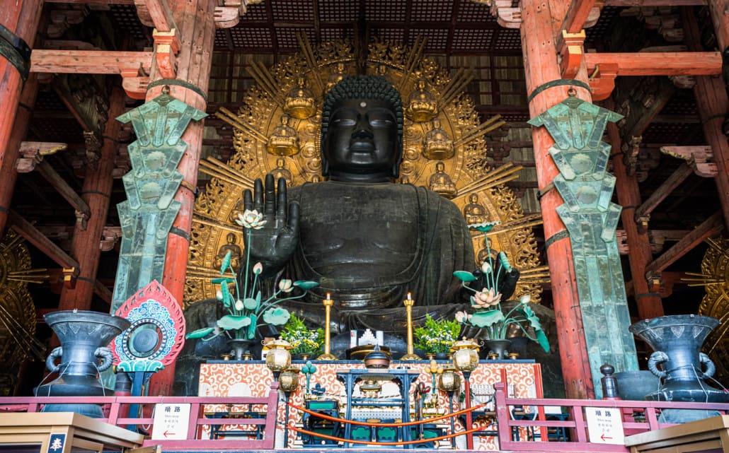 Buddha im Todai-jii Tempel auf Nara