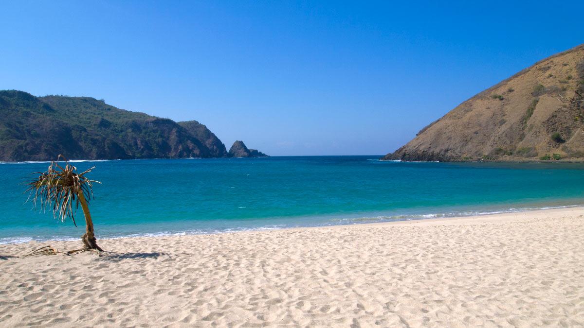 Reistips Lombok Indonesië Mawun Beach in het zuiden