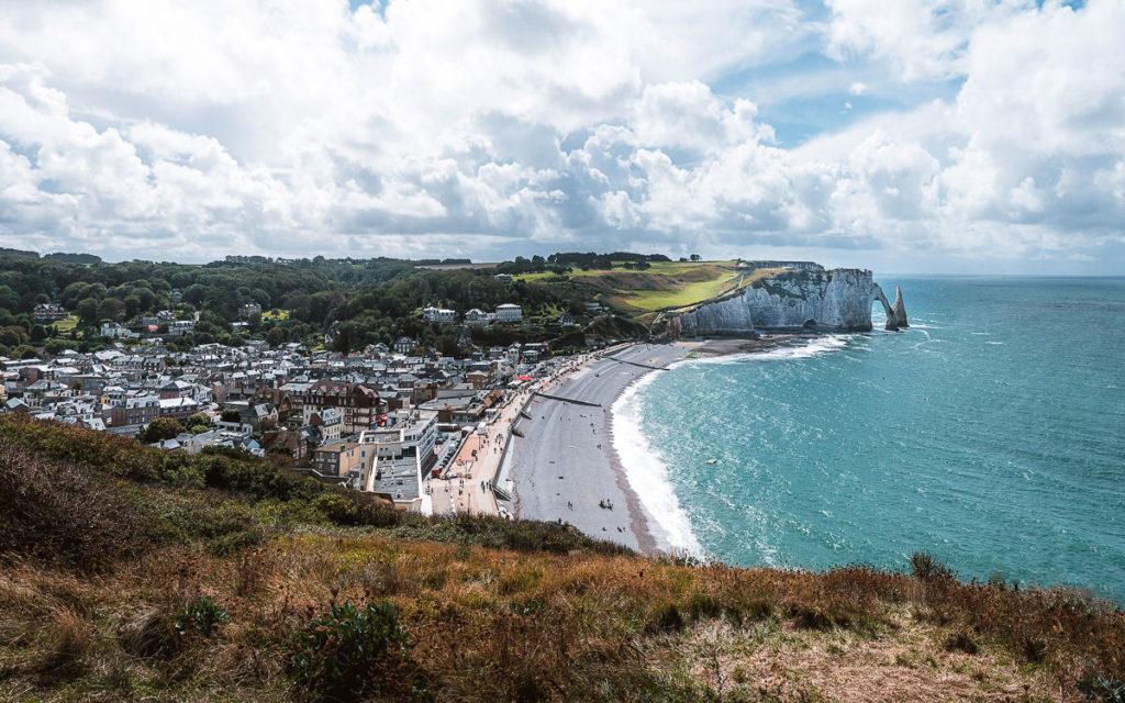 Étretat L'Aiguille Porte d'Aval View