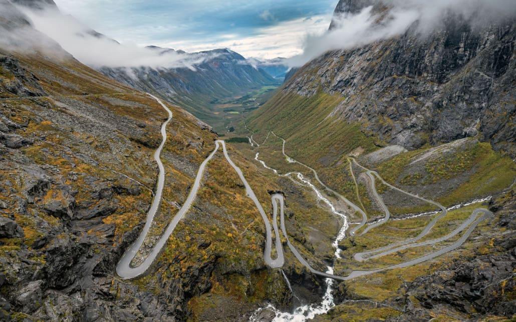 Le Trollstigen est l'une des plus belles routes panoramiques en Norvège