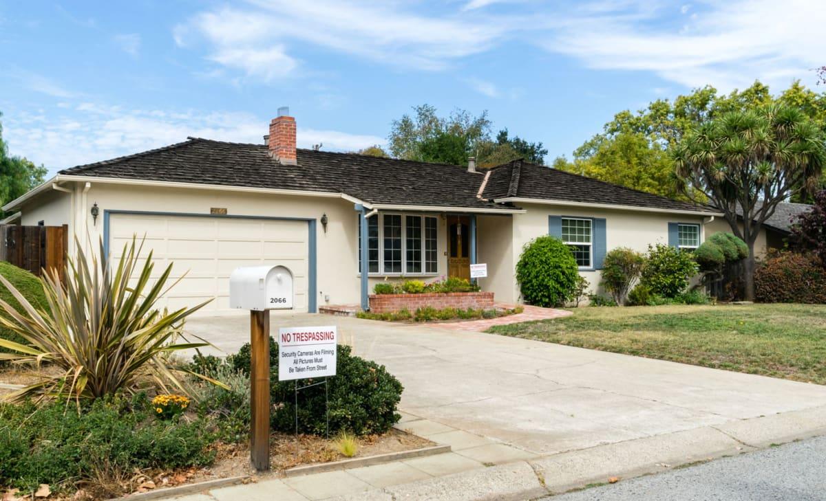 The Garage of Steve Jobs & Steve Wozniak (Los Altos)