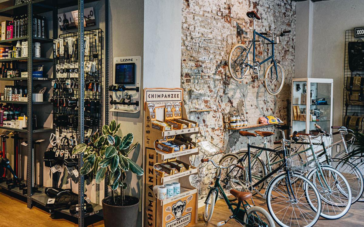 Alleycat Bikes & Coffee in Maastricht has everything a cycling enthusiast could wish for, including cake.