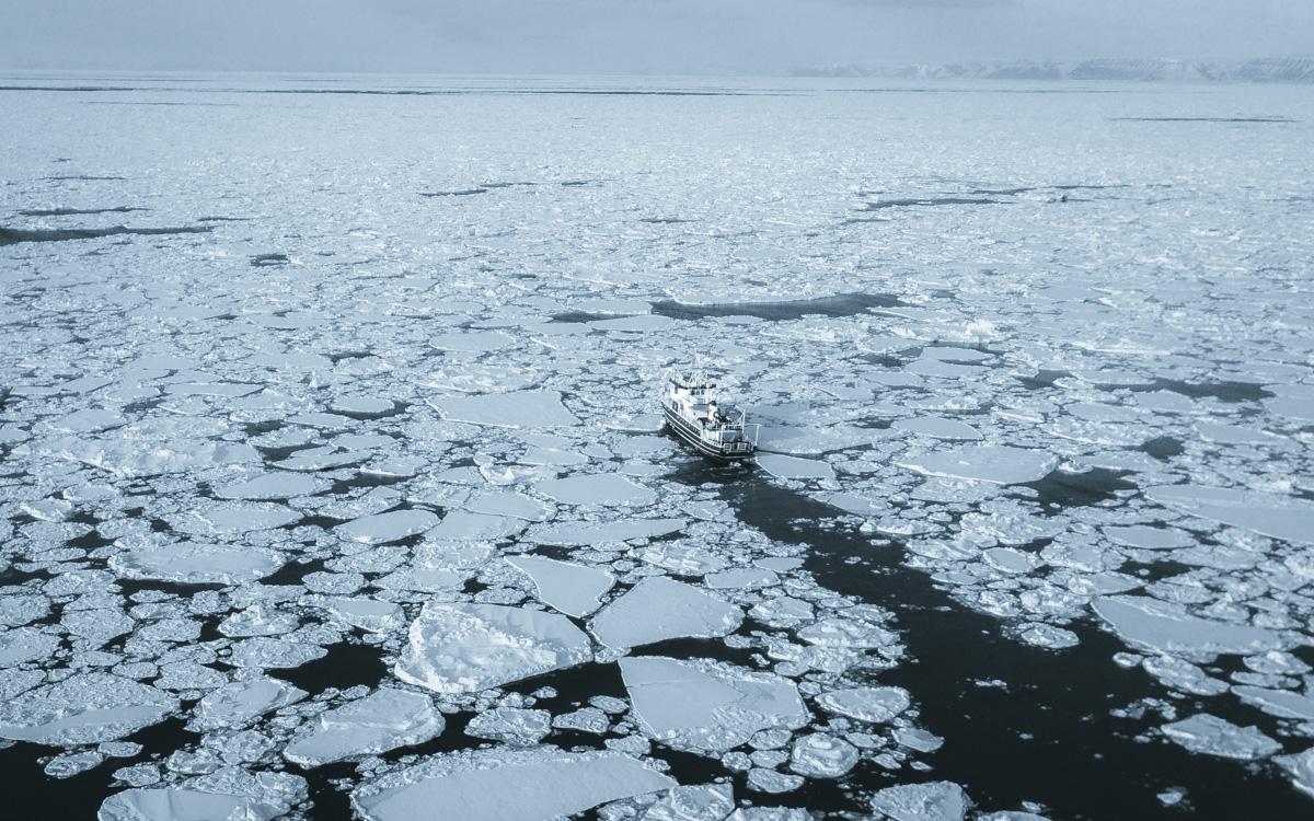 spitsbergen-expedition-ice