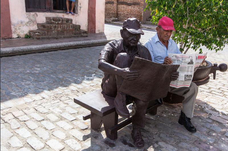Camagüey sculpture and the original