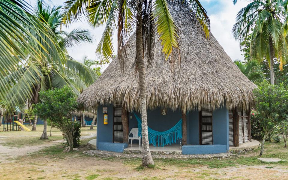 Hukumeizi Hotel cabin in Palomino