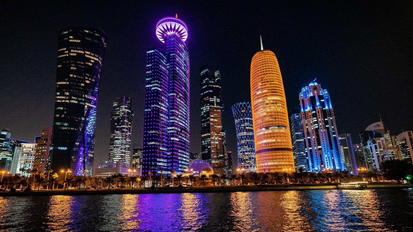Points forts à Doha : promenade en Dhau avec vue sur la skyline de Westbay