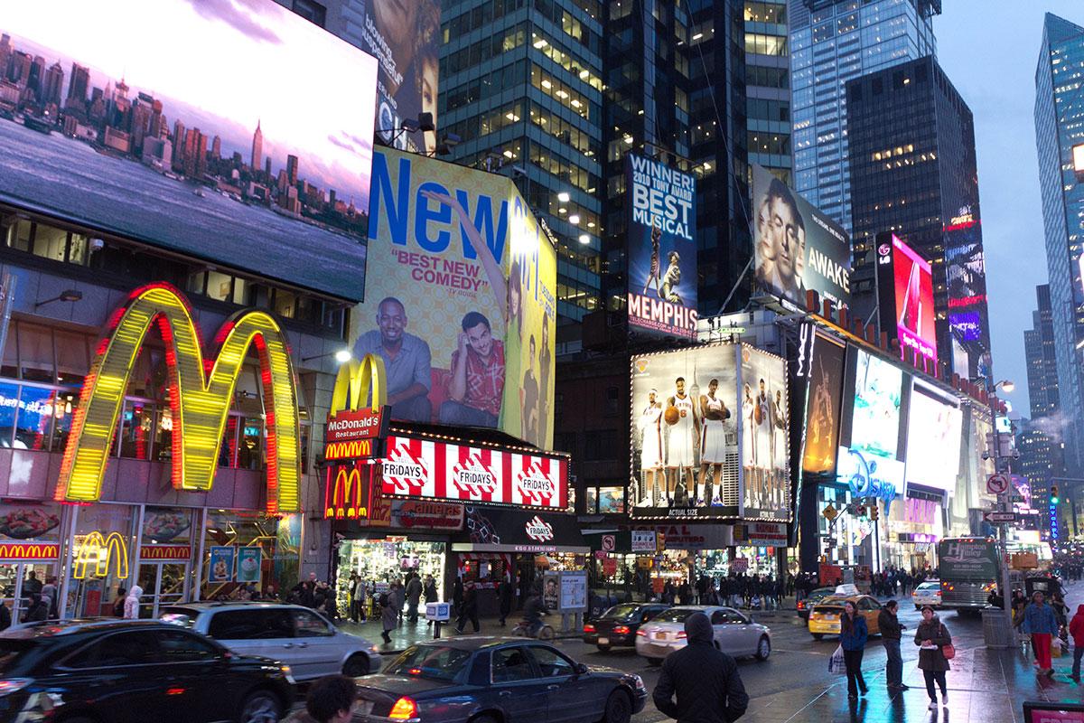 New York travel report Times Square in the evening