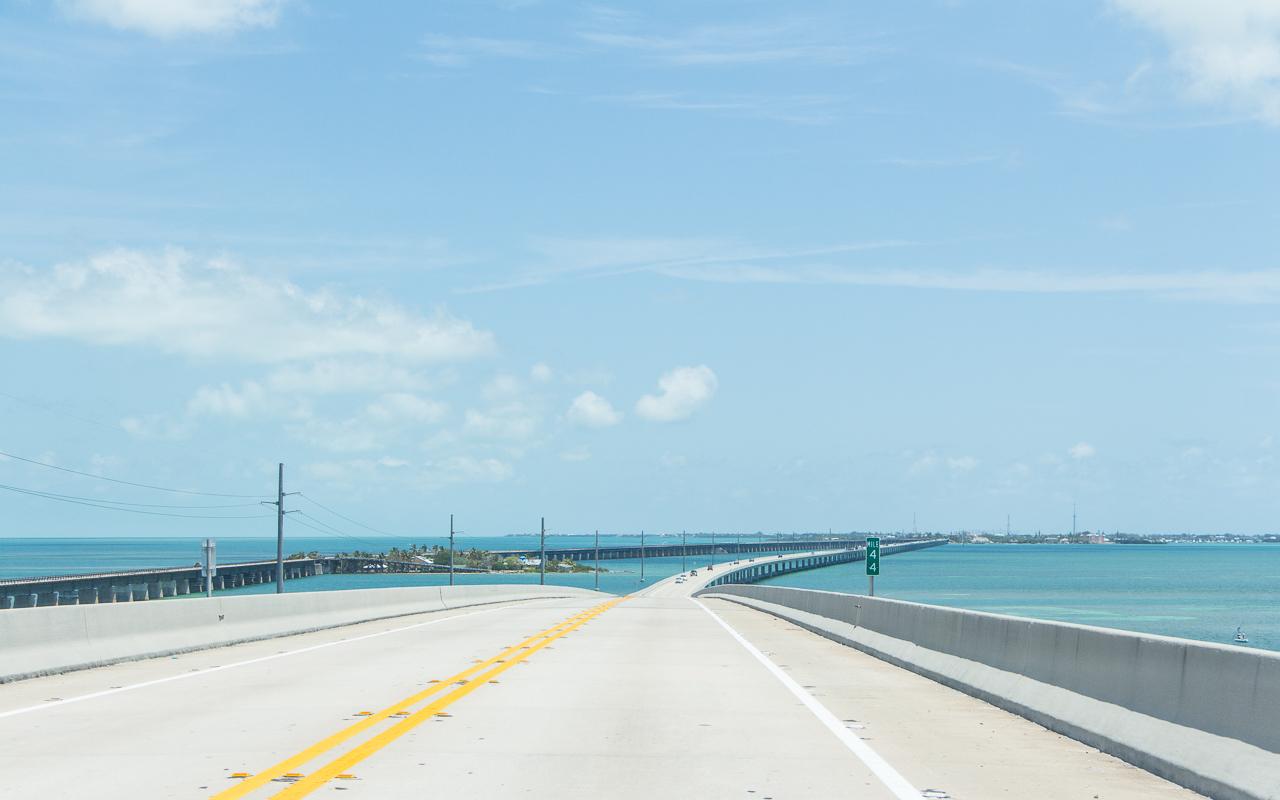 Drive over Seven Mile Bridge Florida