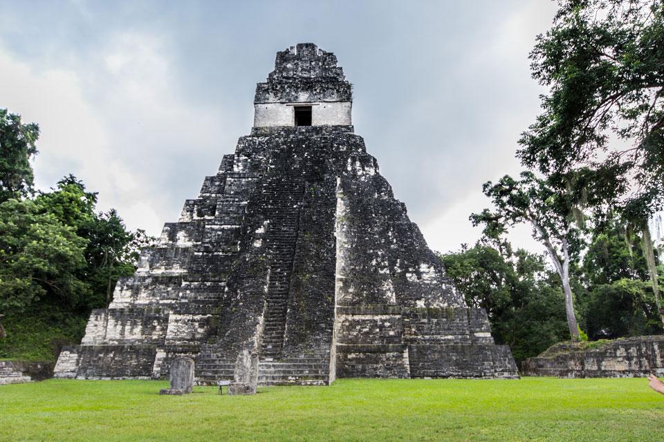 Tikal Guatemala temple du grand jaguar (Templo 1)