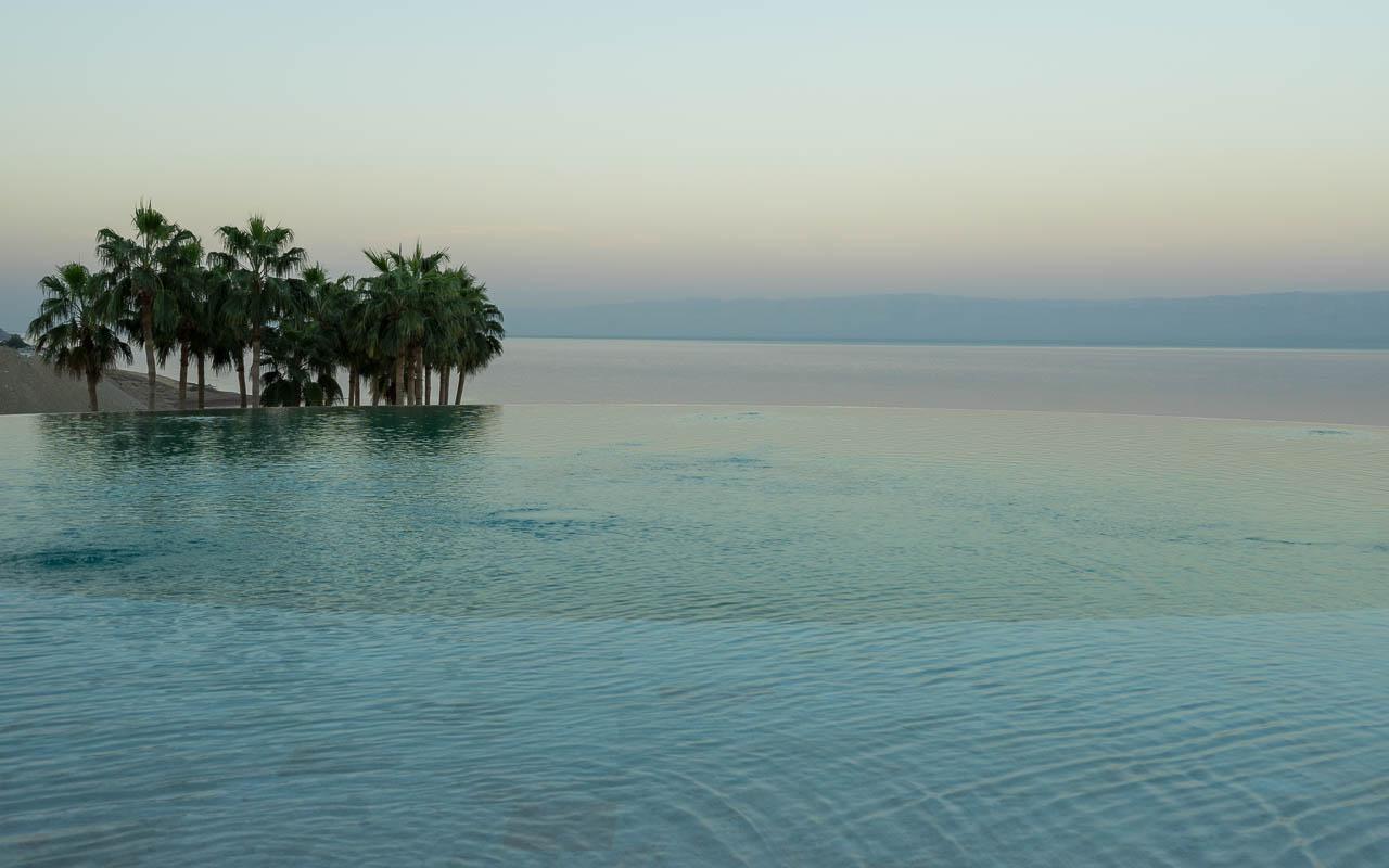 Infinity Pool in het Kempinski Ishtar Dead Sea