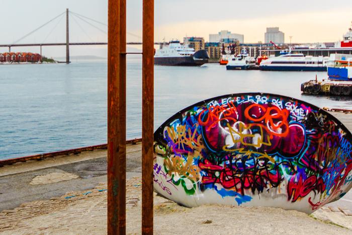 Graffiti bij het Oliemuseum in Stavanger