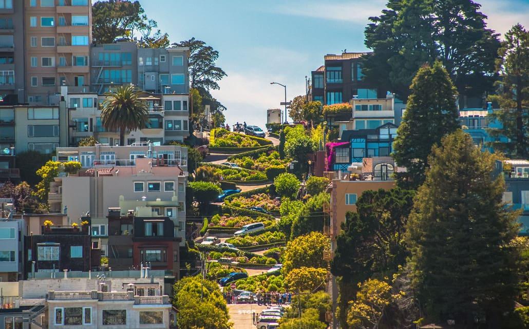 Célèbre Lombard Street San Francisco