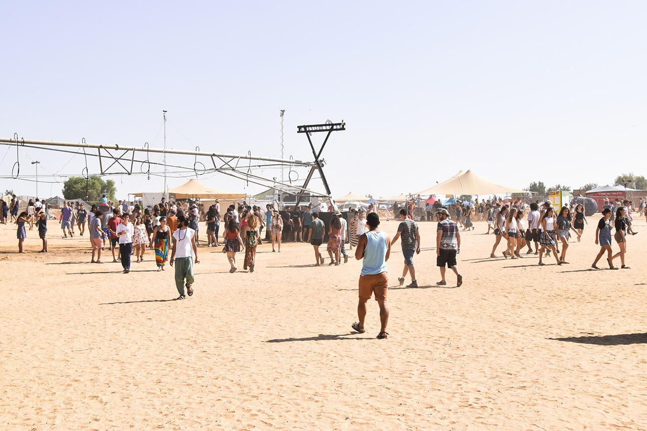 indnegev-music-festival-israel_people