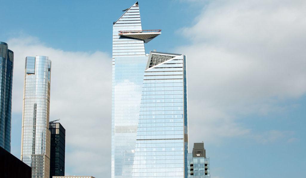 Hudson Yards 30 et 10 avec la plateforme d'observation The Edge à New York